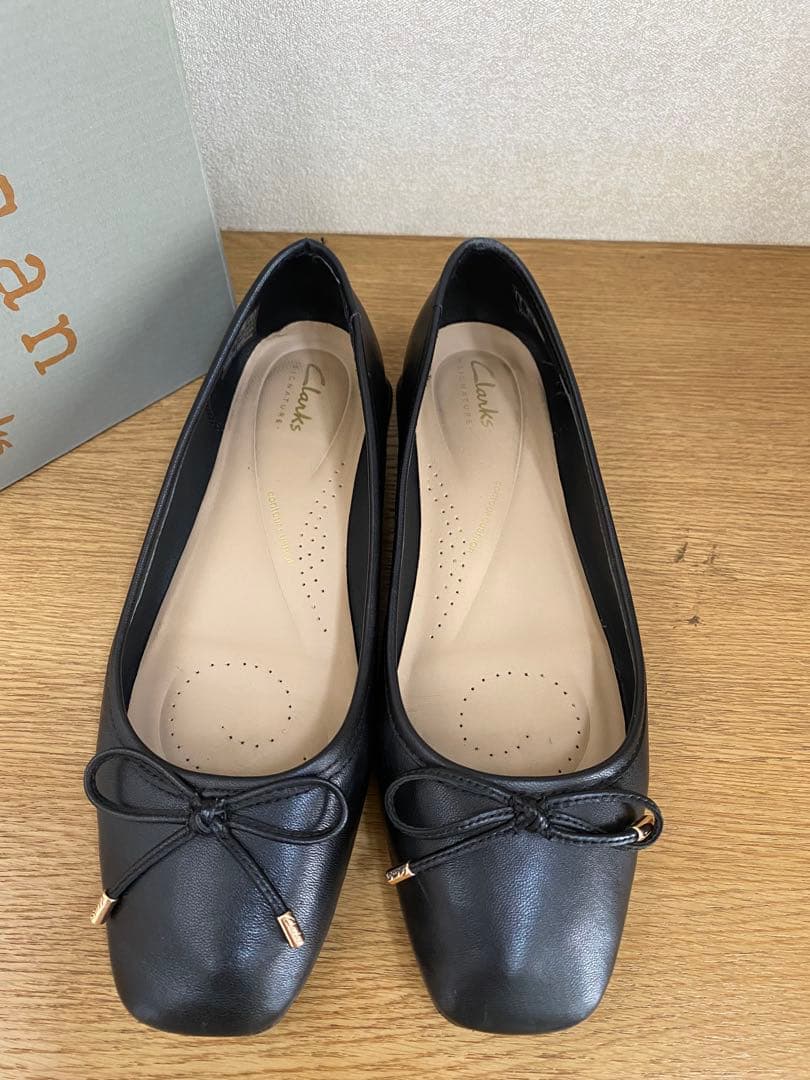専用❗️☆Clarks(クラークス)☆フラットバレエシューズ黒24cm
