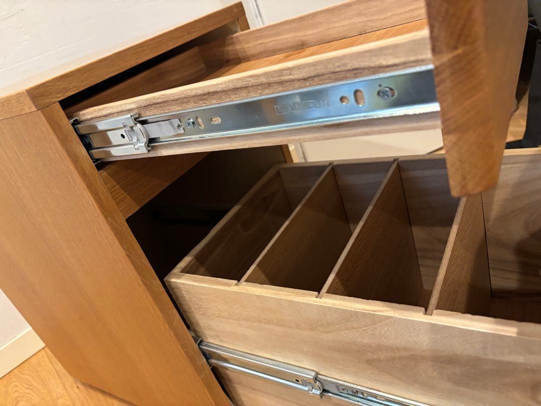 アクタス　ウッドキャビネット 2引き出し