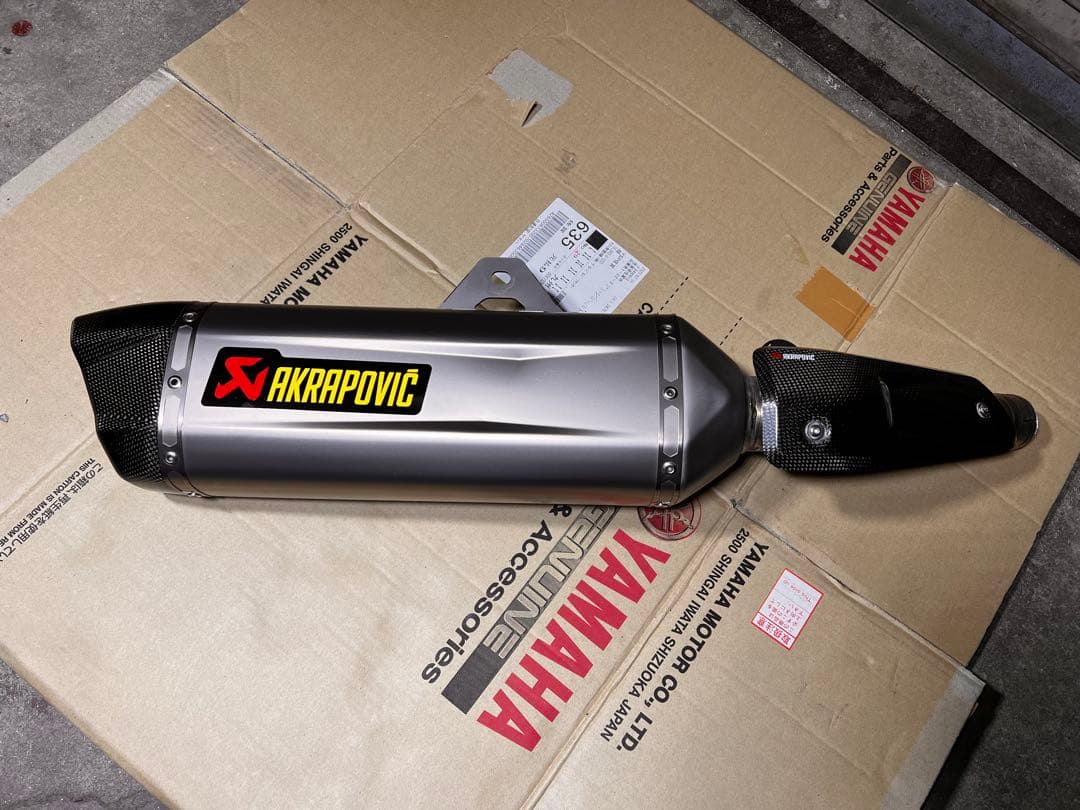 テネレ700 tenere700 アクラポビッチ マフラー