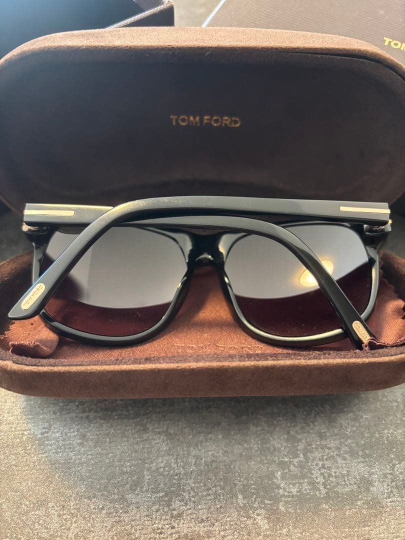 TOM FORD サングラス
