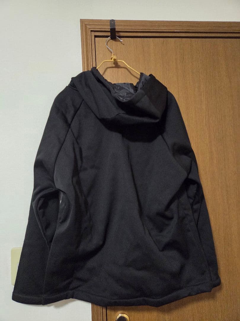 タグ付き新品！SISTA.J　 撥水 パーカー 　スノボ・スキー　レディースＬ