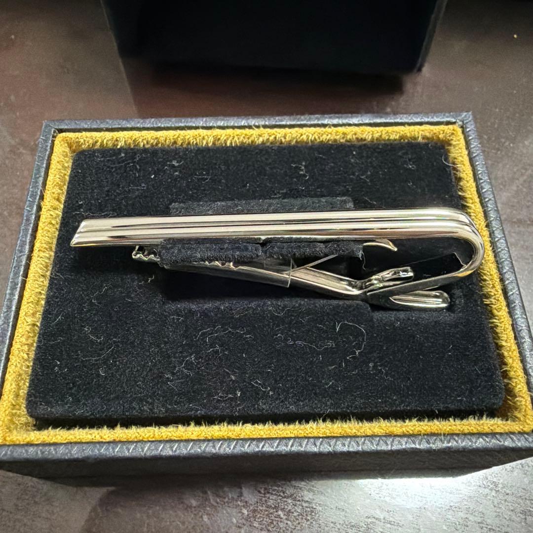 dunhill ネクタイピン　新品未使用　シルバー　タイバー