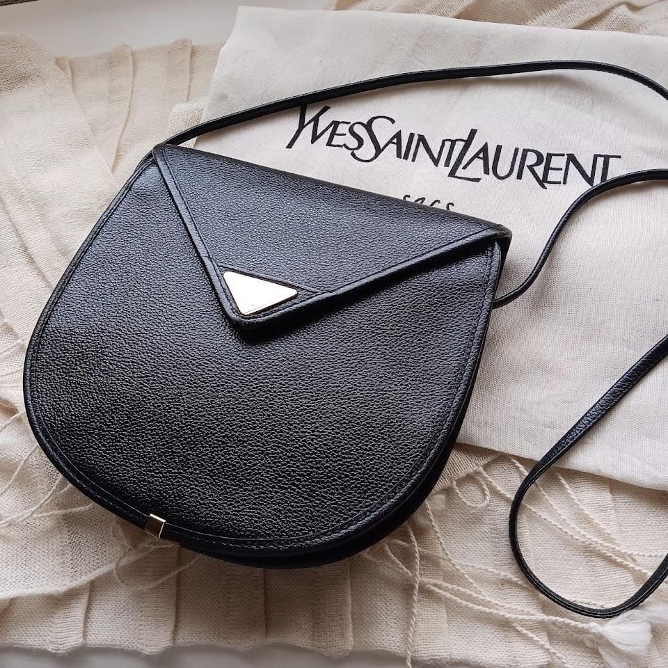 イブサンローランショルダーバック　YSL