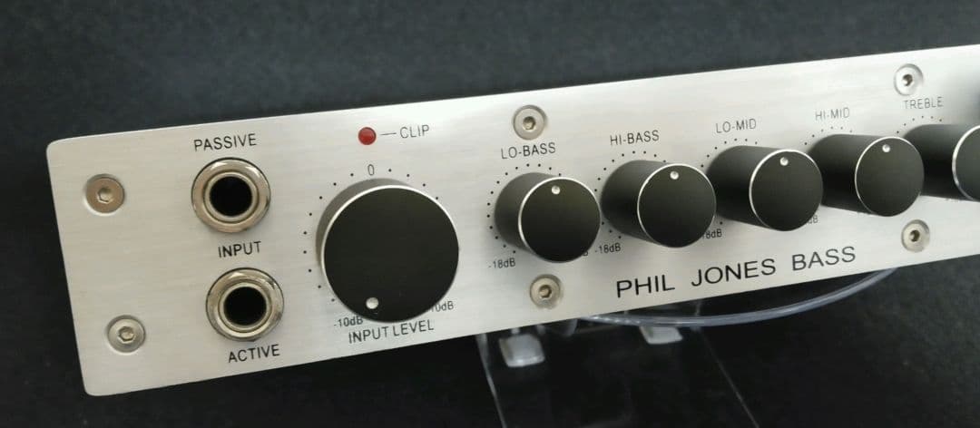 ベース PHIL JONES BASS D-200