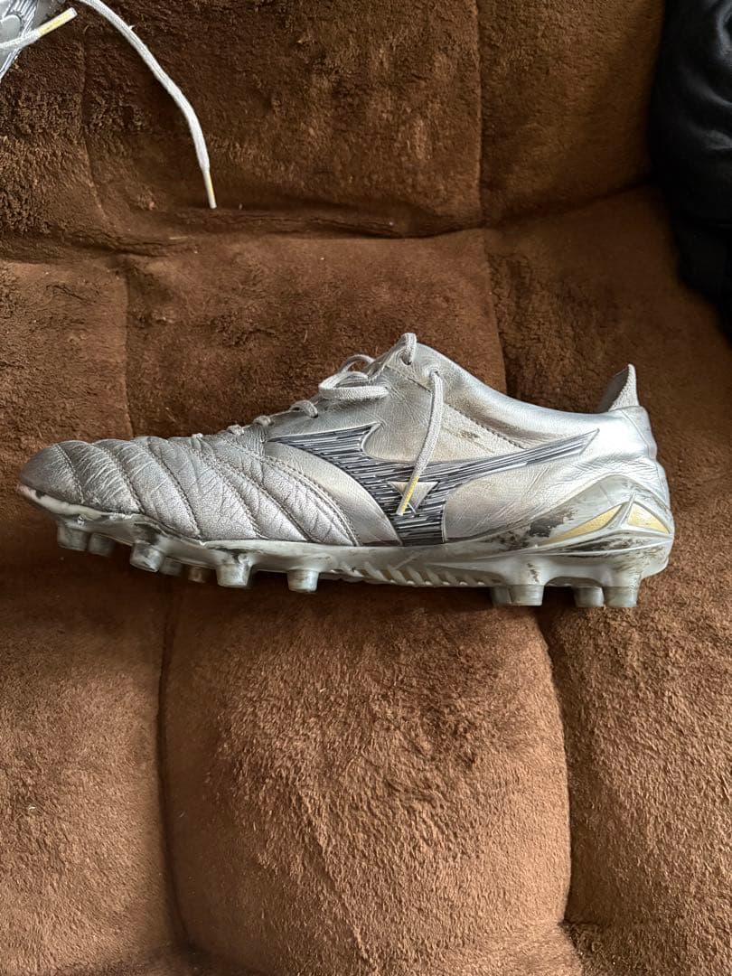 Mizuno サッカーシューズ・スパイク シルバー