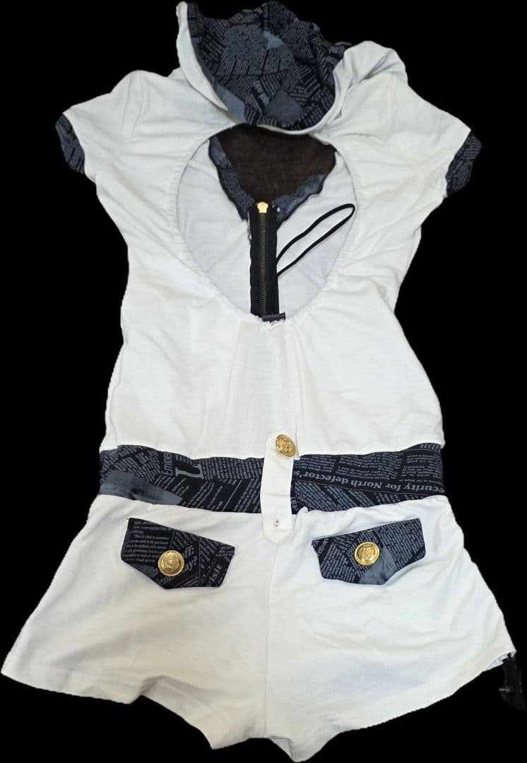 d.i.a. フード付きオールインワン ホワイト・ネイビー