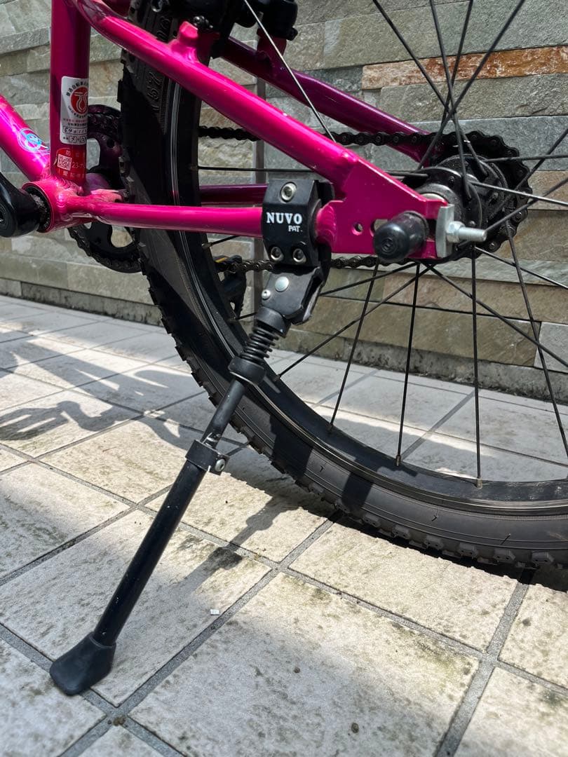 子供用 自転車 20インチ ヨツバサイクル　クリスタルピンク⭐︎直接受け渡しのみ⭐︎