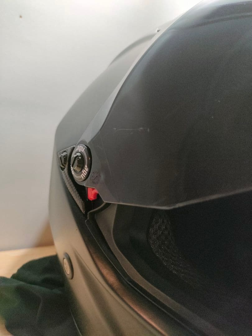 agv ヘルメット カーボン ax8