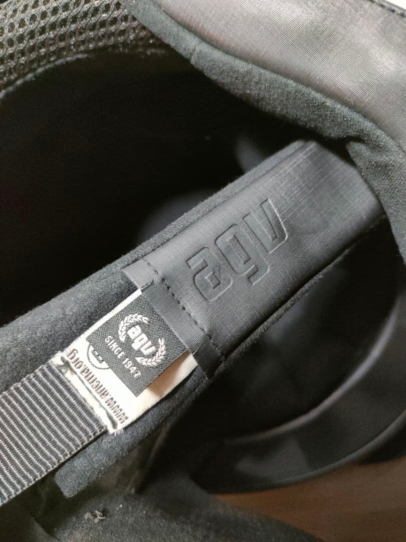 agv ヘルメット カーボン ax8