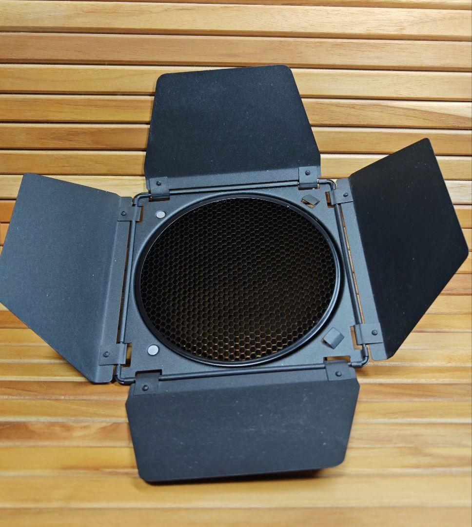 Aputureフレネルレンズ2x