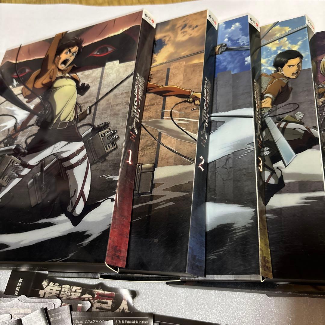 進撃の巨人　1期　初回限定版DVD 冊子付き