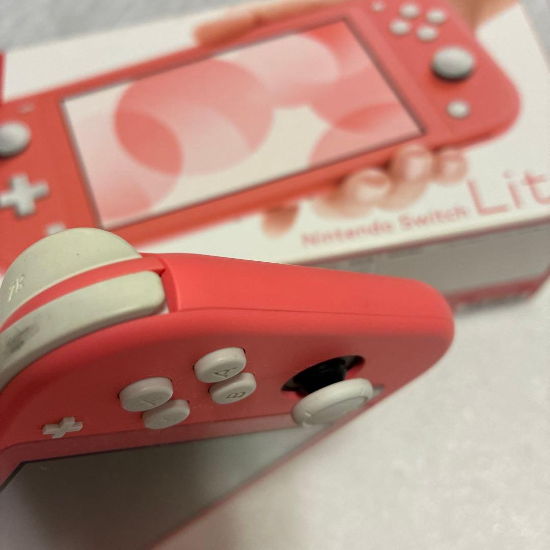 美品　Nintendo Switch Lite コーラル　ピンク