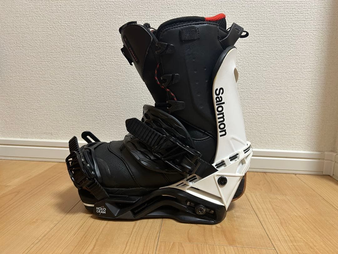 Salomon hologram Mサイズ　22-23モデル