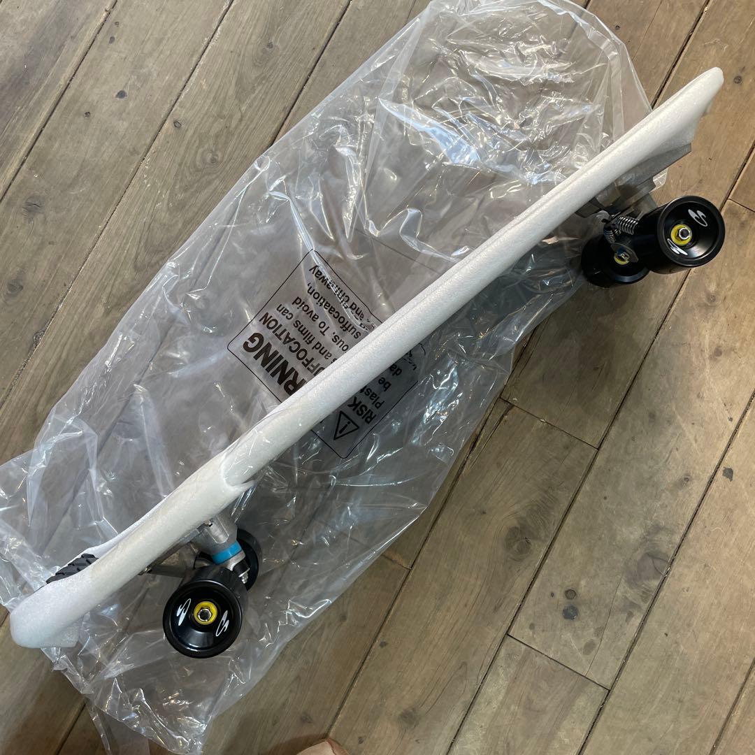 SwellTech スゥェルテック　サーフスケートイタロフェレラープロモデル