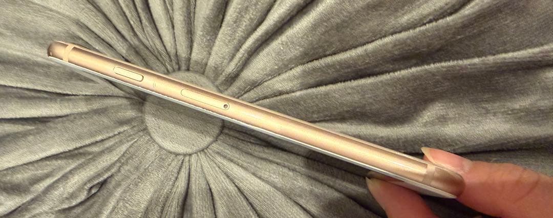 Apple iPhone 8 ゴールド 本体