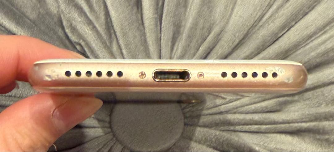 Apple iPhone 8 ゴールド 本体