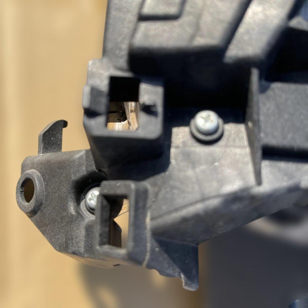 30アルファード左中古ヘッドライト　81185-V2230