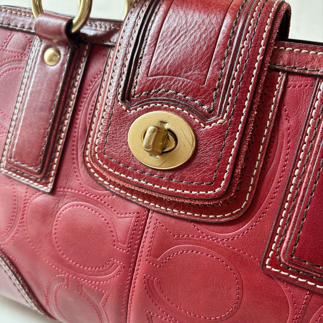 00s COACH レガシー シグネチャー エンボス レザー ショルダーバッグ
