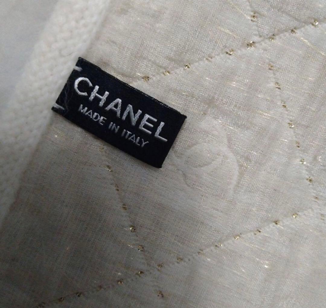CHANEL キルティングマフラー ホワイト・ゴールド・金