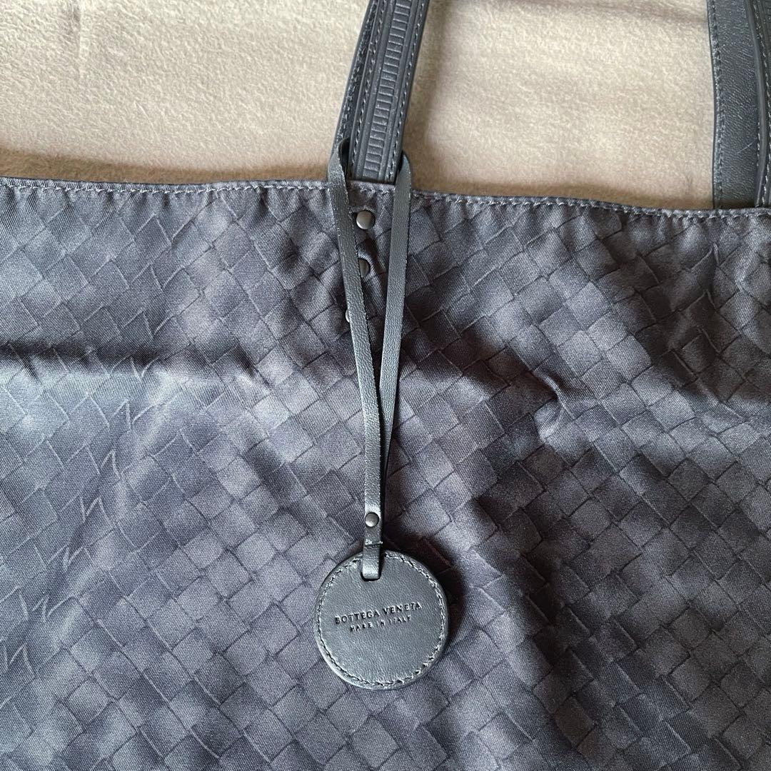 ボッテガヴェネタ イントレッチオ リュージョン ナイロントートバッグ 黒 美品