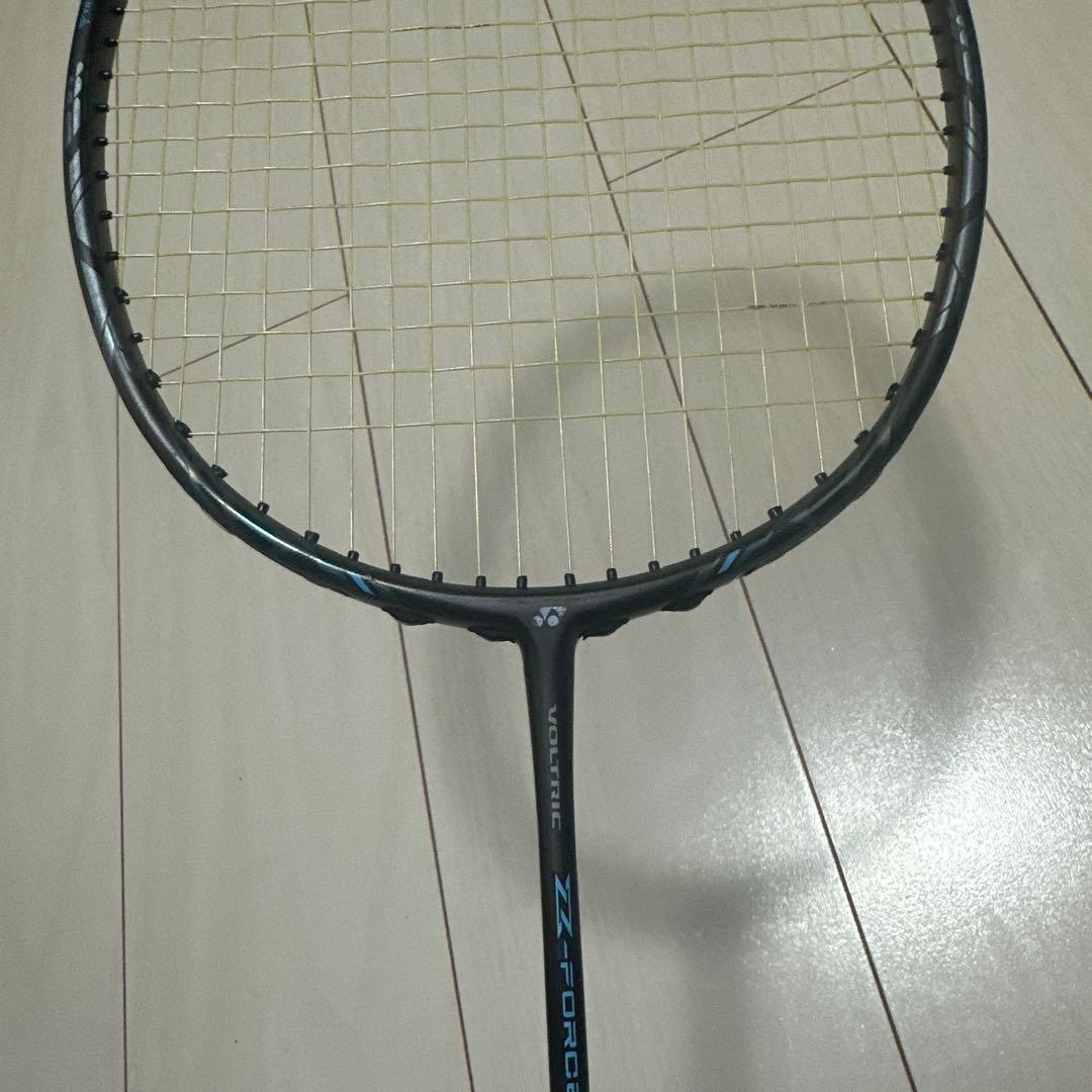 バドミントン　ラケット　VOLTRIC Z-FORCE Ⅱ