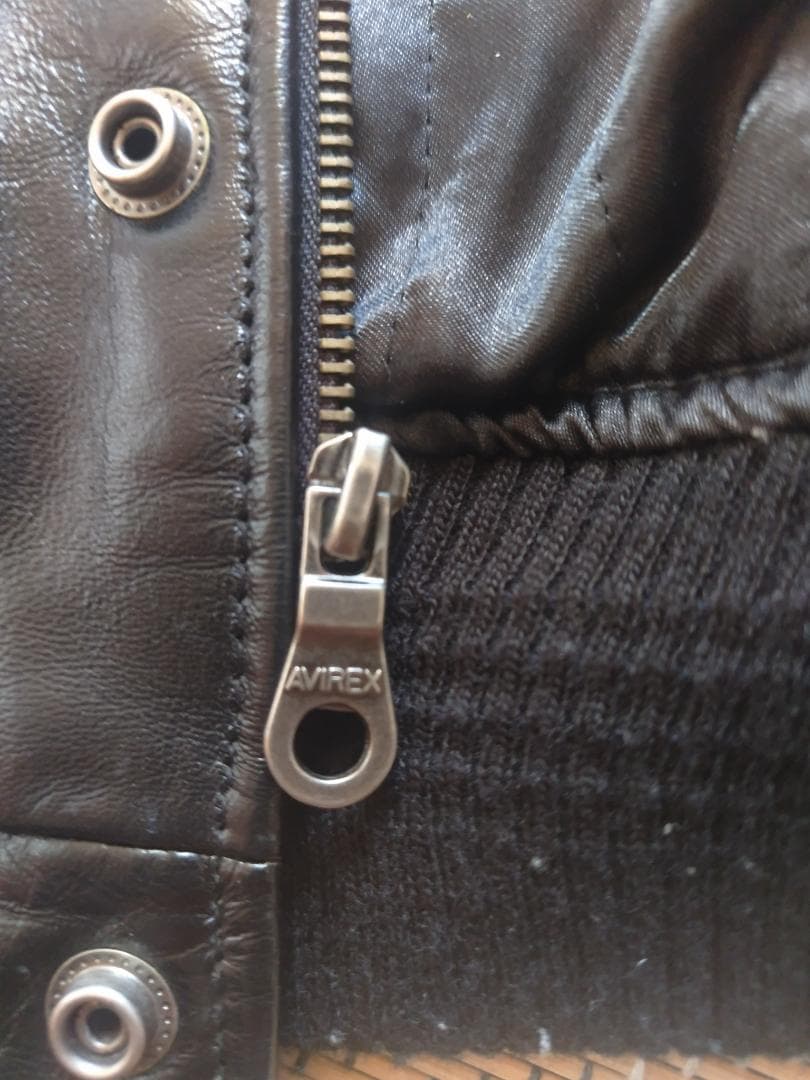 ヴィンテージ!AVIREX スタジャン 黒/ベージュ