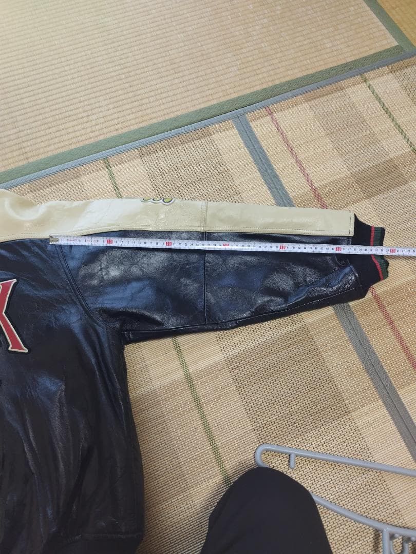 ヴィンテージ!AVIREX スタジャン 黒/ベージュ