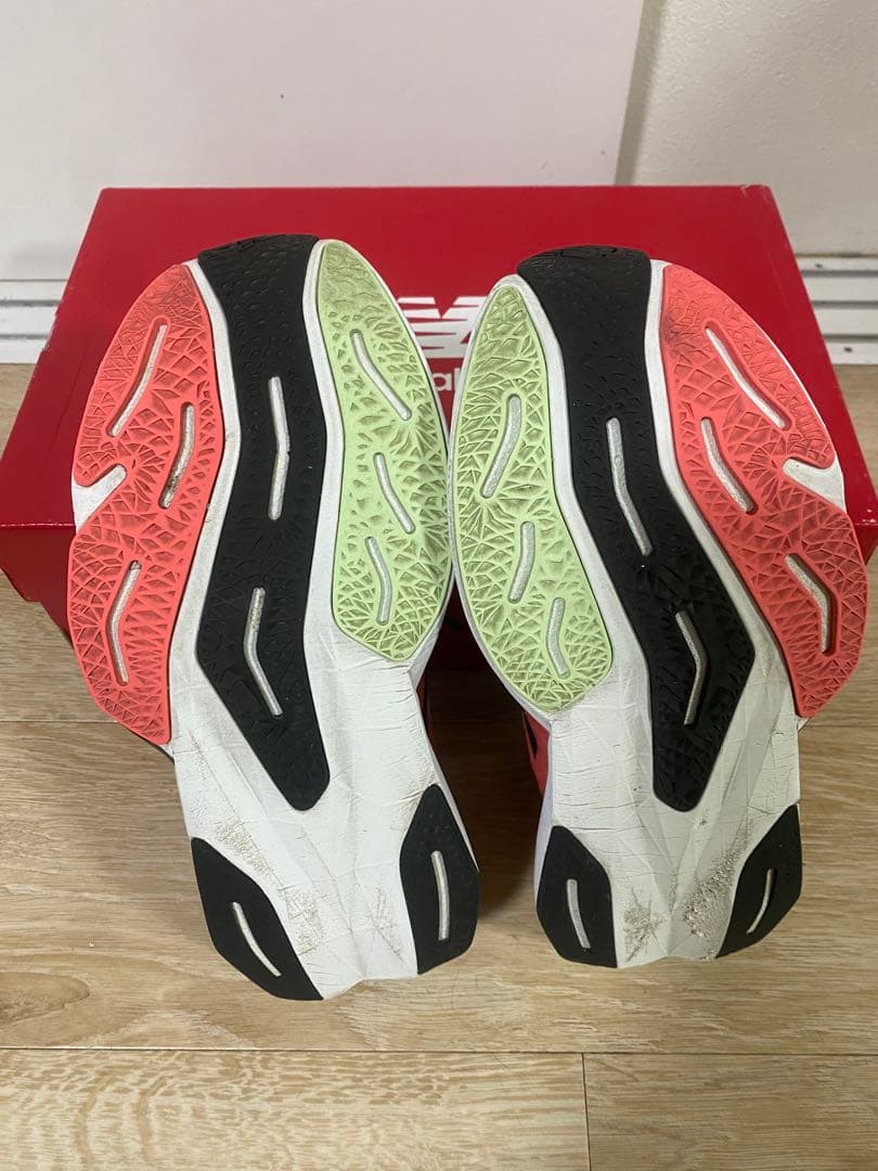 New Balance FuelCell Rebel v4フューエルセル レベル