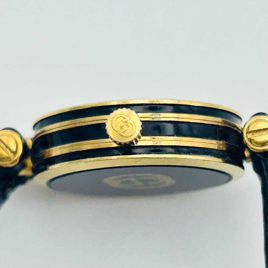 GUCCI レディース 腕時計 ブラック/ゴールド