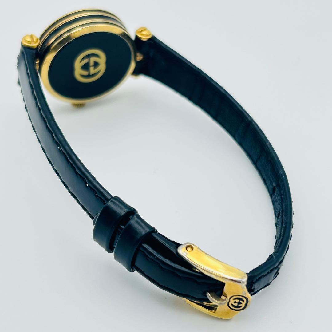 GUCCI レディース 腕時計 ブラック/ゴールド
