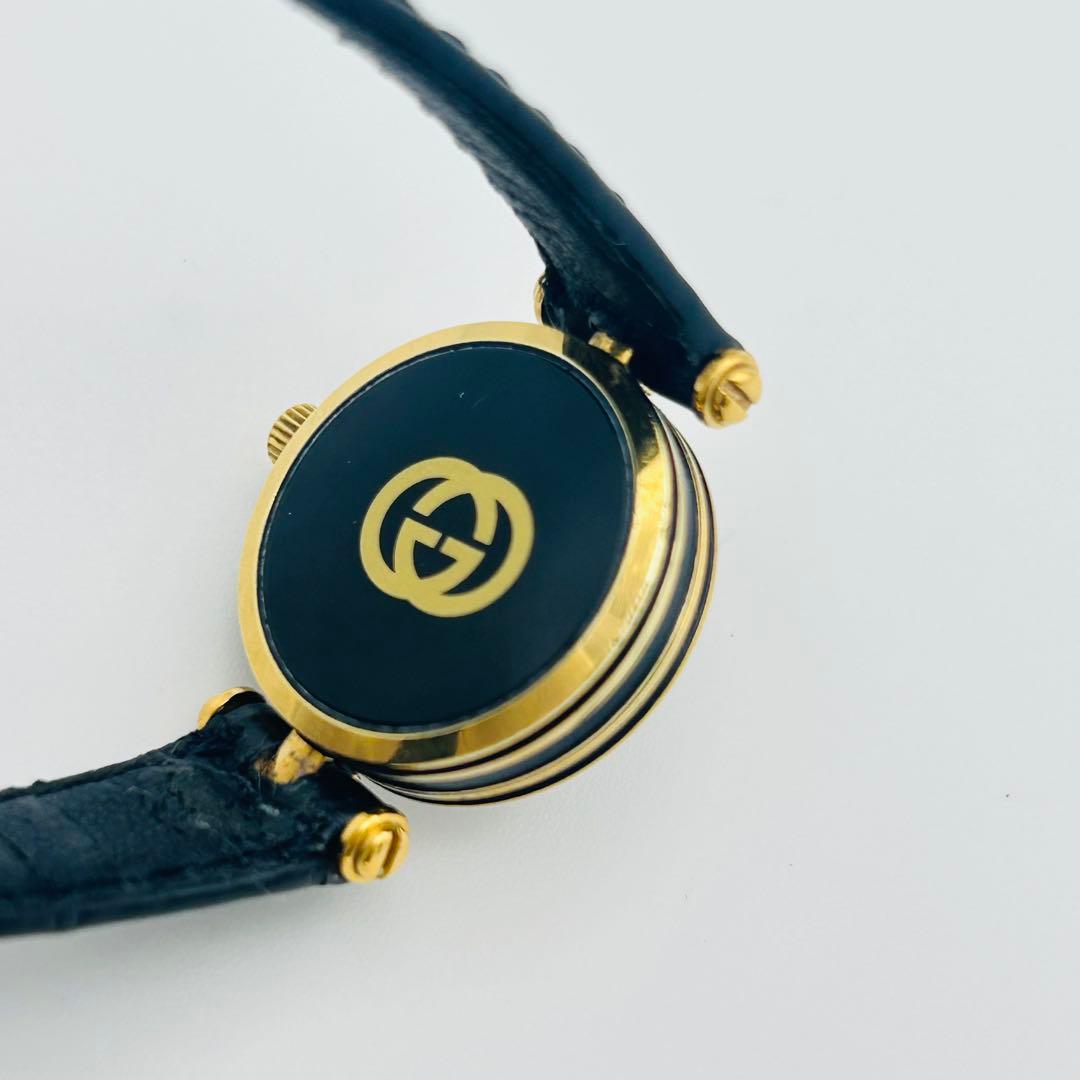 GUCCI レディース 腕時計 ブラック/ゴールド