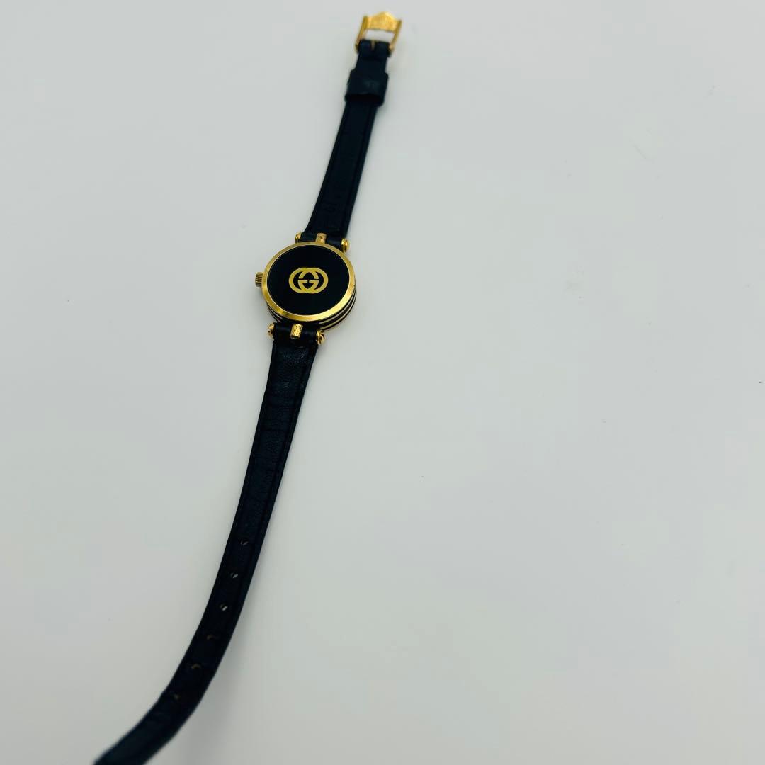GUCCI レディース 腕時計 ブラック/ゴールド