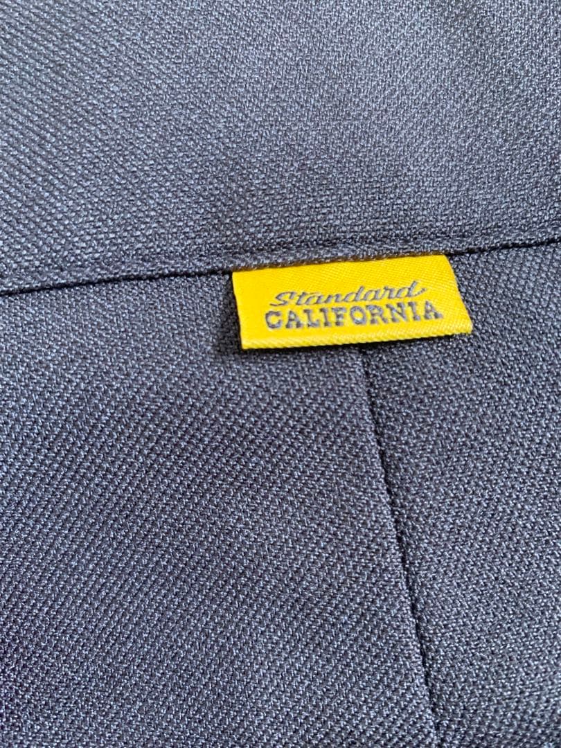 スタンダードカリフォルニア　アクションスラックス