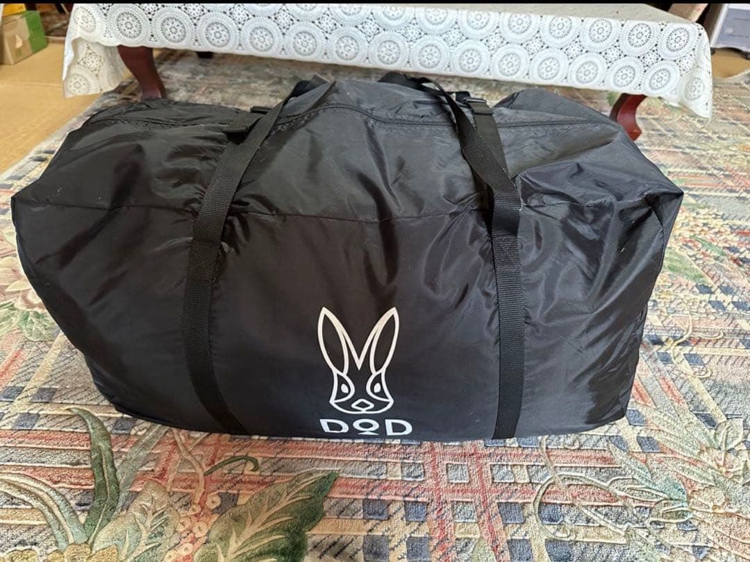 カマボコテント2 ブラック　予備のポール、リペアシート有り