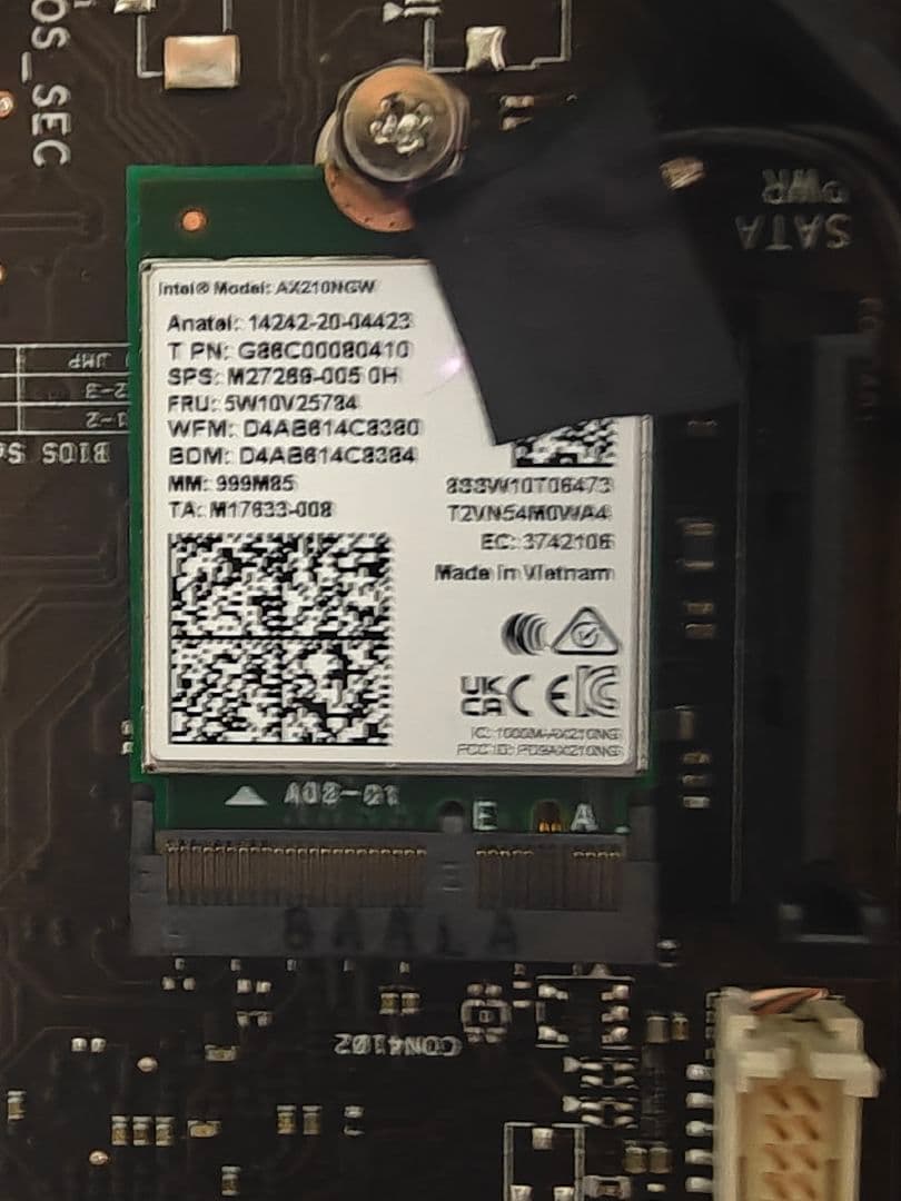 ミニPC　corei7 RADEON 32gbメモリ 1TBSSD