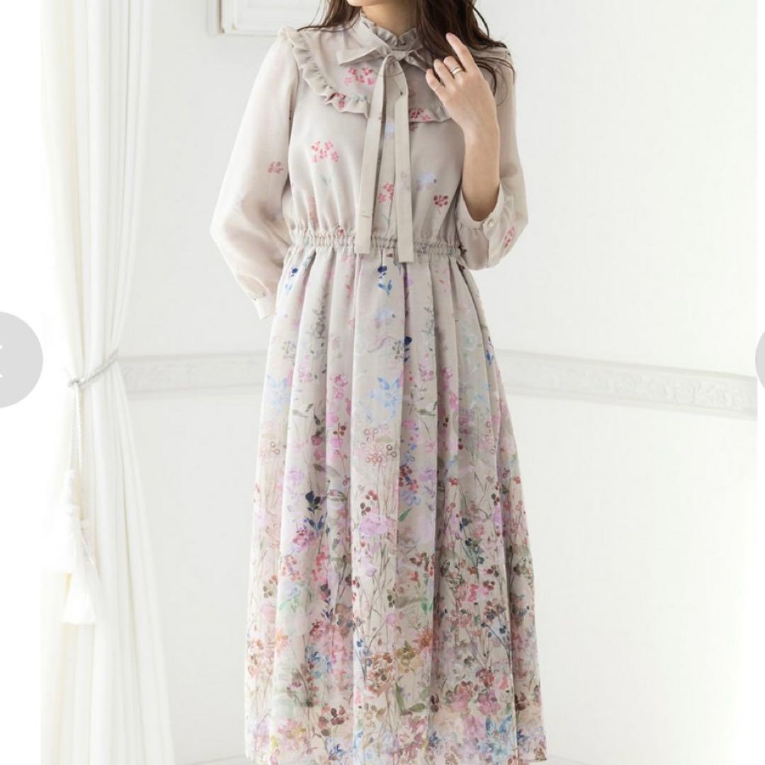 未使用級✨ローズティアラ吹き上げフラワープリントロングワンピース　3XL