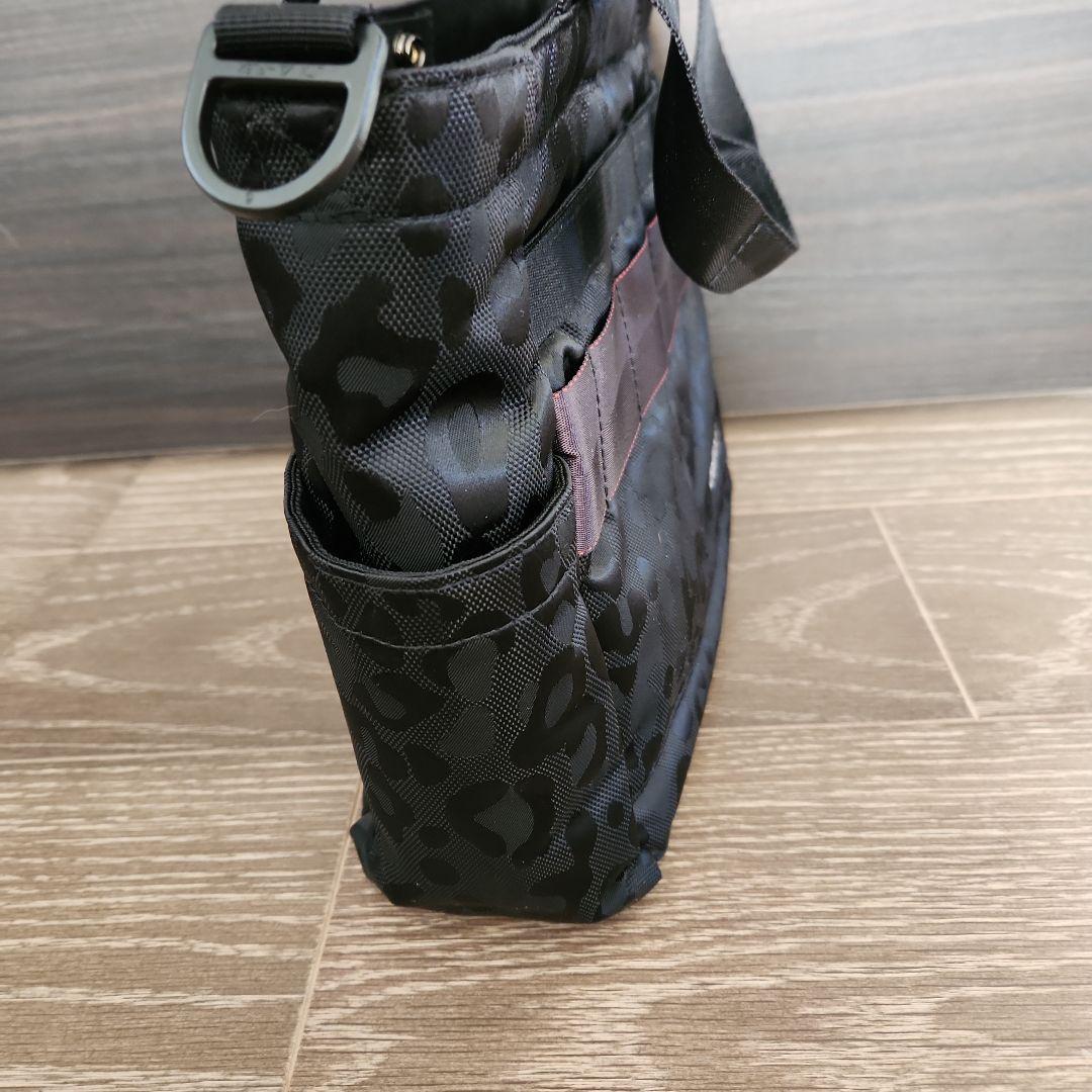 ブリフィーング、ゴルフカートバック