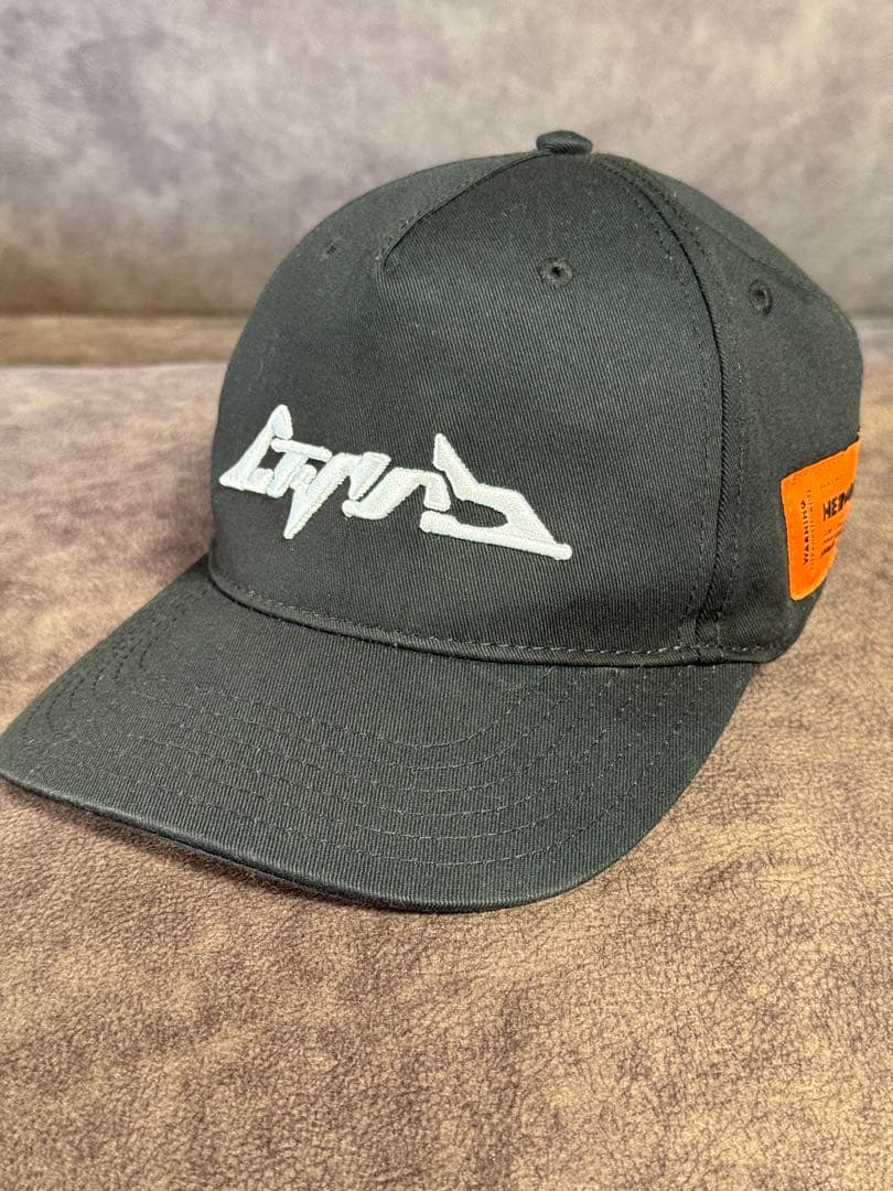 HERON PRESTON ブラックキャップ