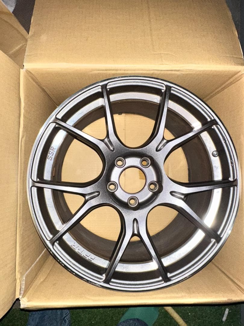 【SSR GTX02】中古ホイール18インチ 9.5J +45