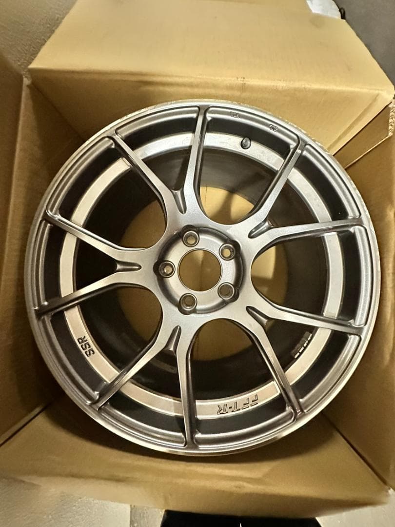 【SSR GTX02】中古ホイール18インチ 9.5J +45