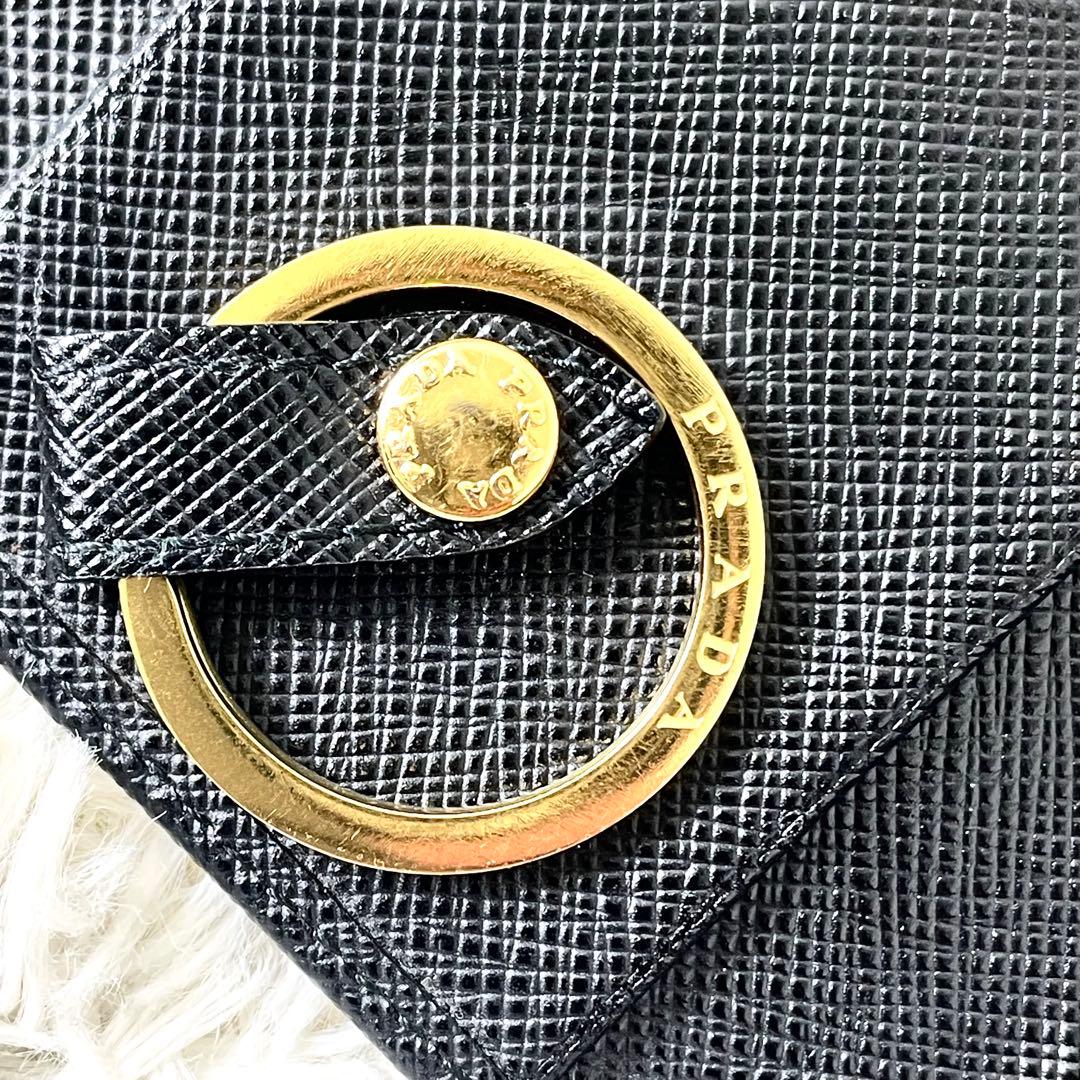 プラダ　PRADA 4連キーケース　キーリング　サフィアーノ　ブラック　レザー