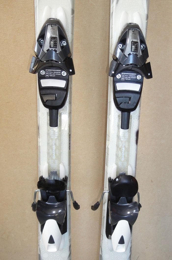 エラン　Elan カービングスキー　146cm Silver Magic