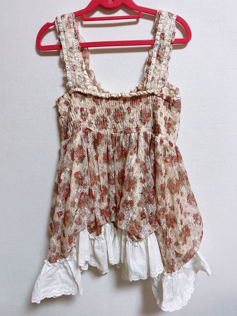 axes femme 懐古series チュニック 赤 花柄