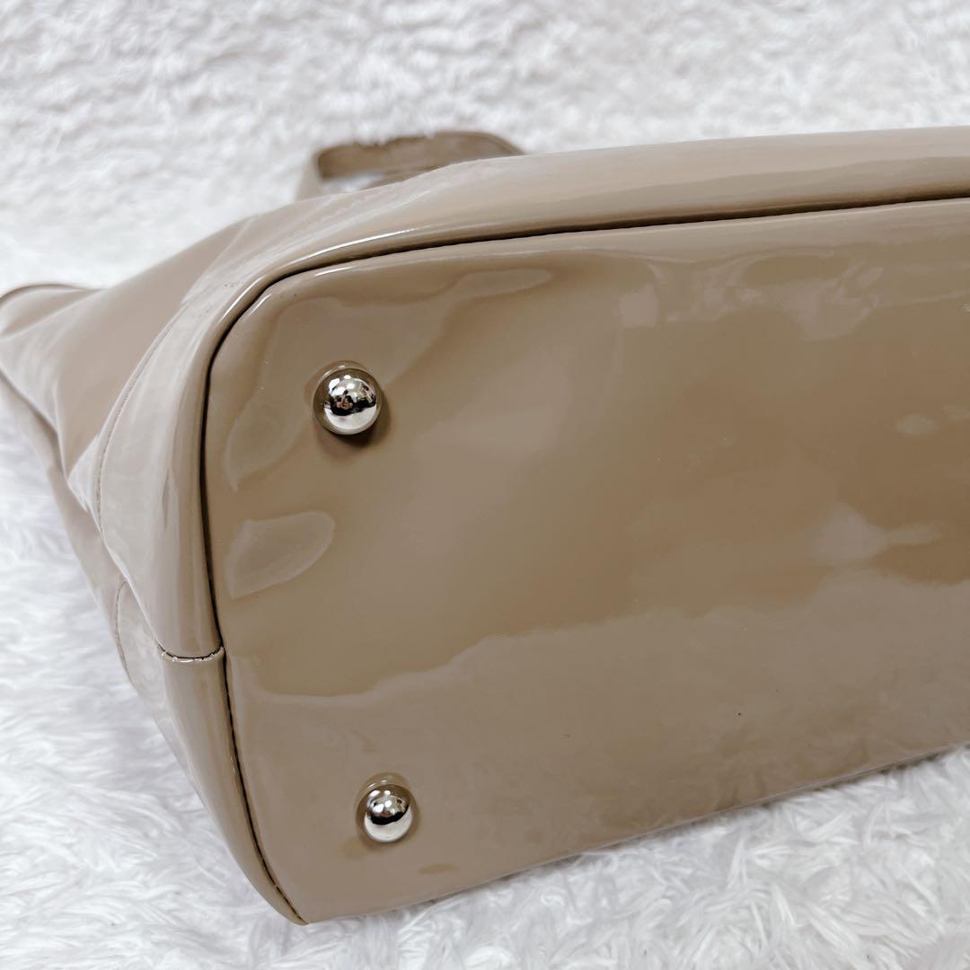 PORTER ポーターガール　エナメル　トートバッグ　底鋲　自立