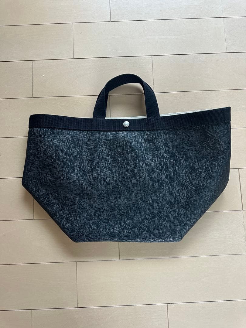 エルベシャプリエ　725GP リュクス　舟型トート　L ノワール×ノワール