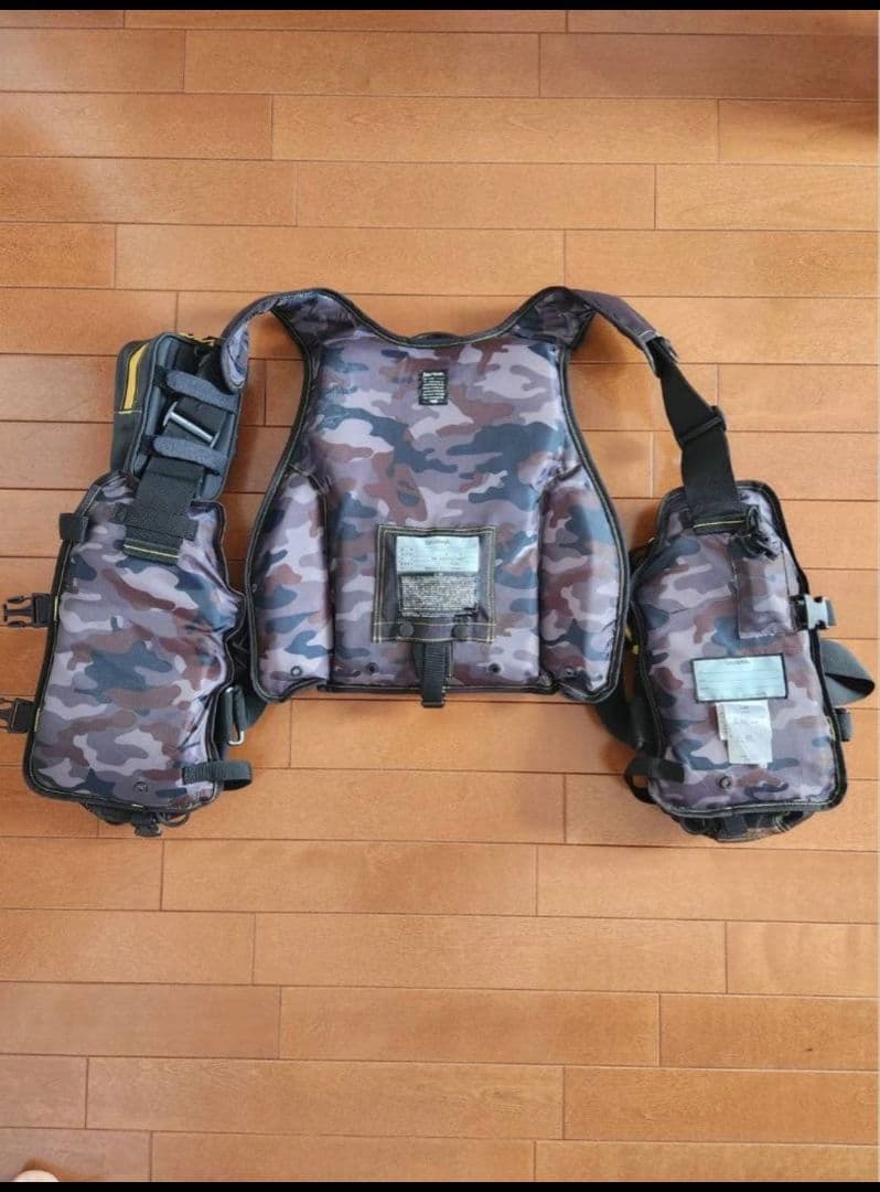 ダイワ ライフジャケット　ゲームベスト 　DF-6206