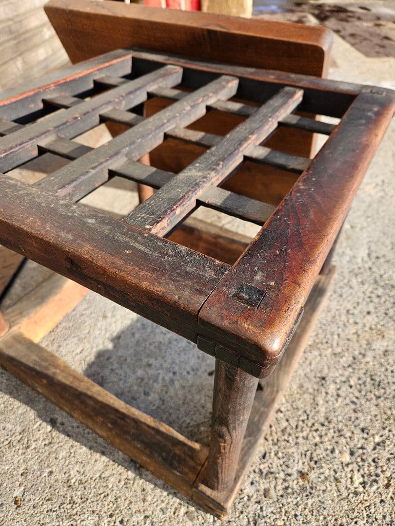 日本のアンティーク やぐらこたつ 櫓こたつ 無垢材の天板付き 木製 飾り台