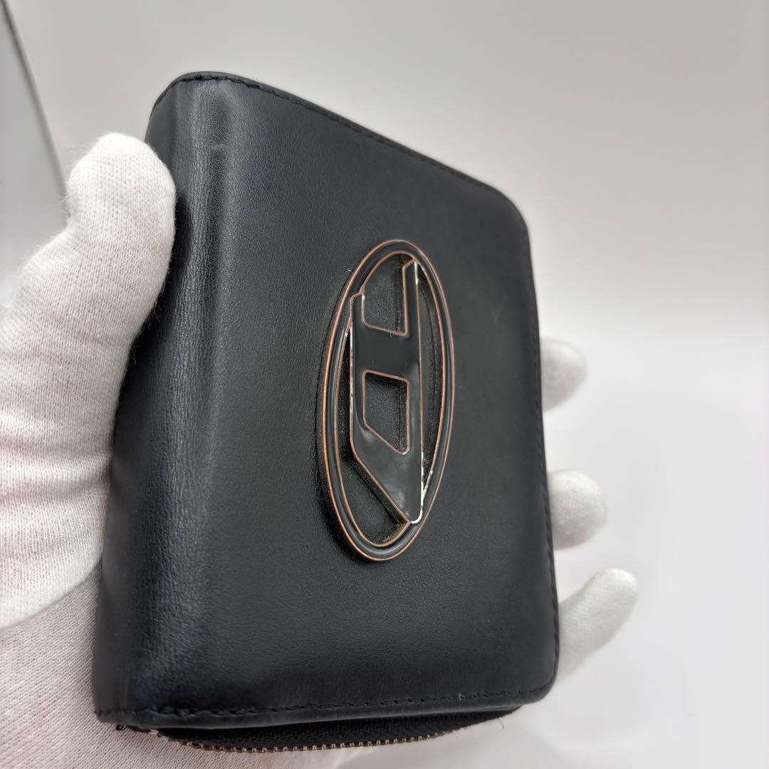 DIESEL 二つ折り財布　1dr ロゴ　ラウンドジップ　ブラック　デカロゴ