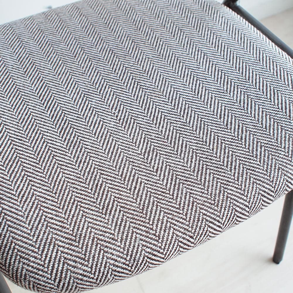 アデペシュ ダニス ショートアームチェア ヘリンボーン柄 ZR24041