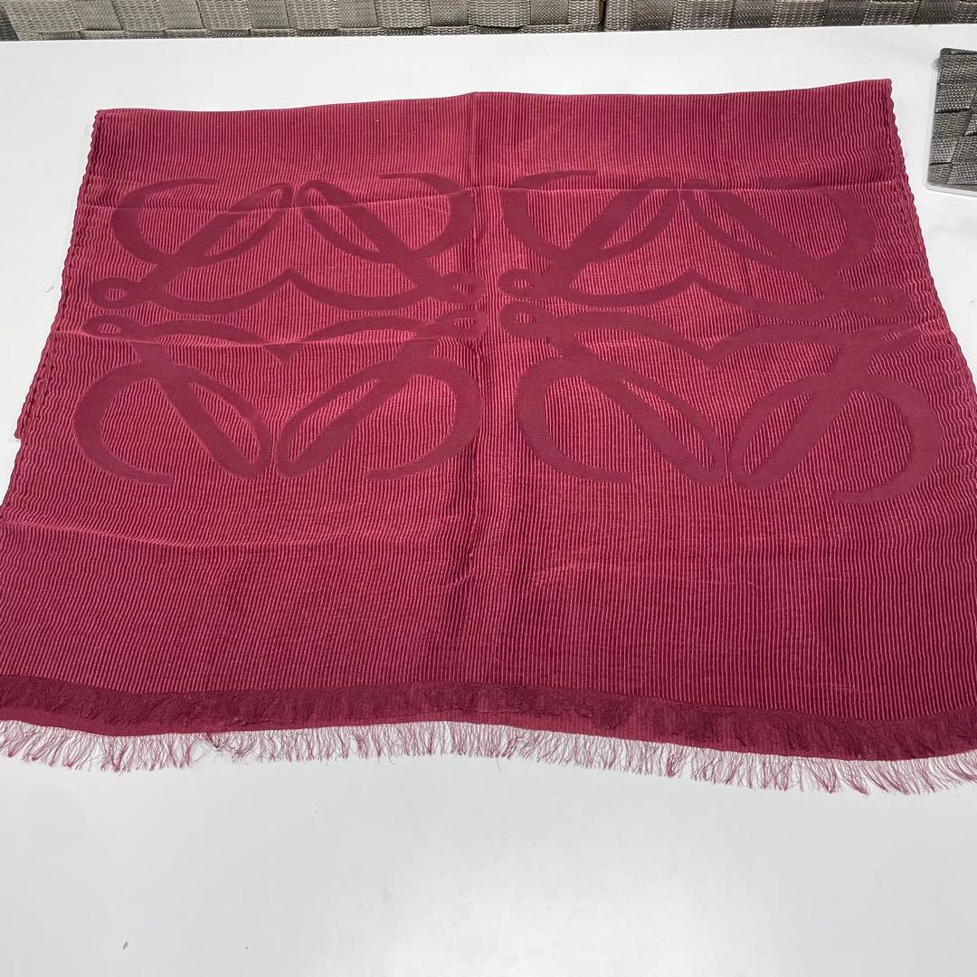 と*ろ様 LOEWE アナグラム　ボルドー　フリンジ付きマフラー